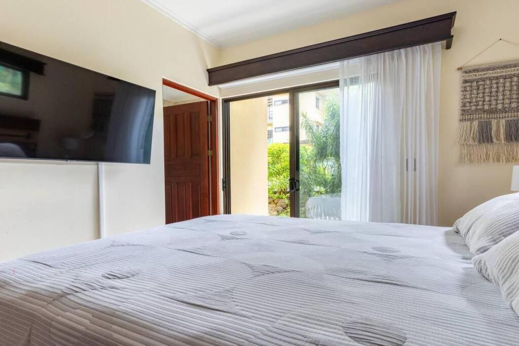 The Oaks Tamarindo Pool Front Condominiums Fast Wifi Bagian luar foto