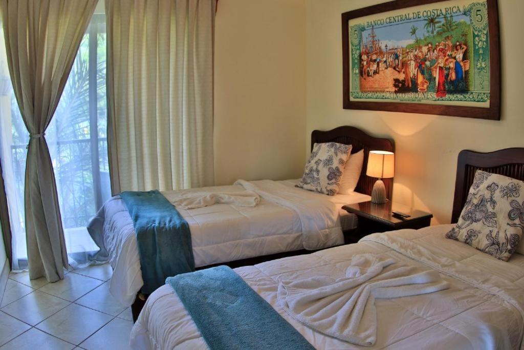 The Oaks Tamarindo Pool Front Condominiums Fast Wifi Bagian luar foto